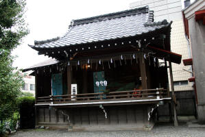 氷川神社　神楽殿